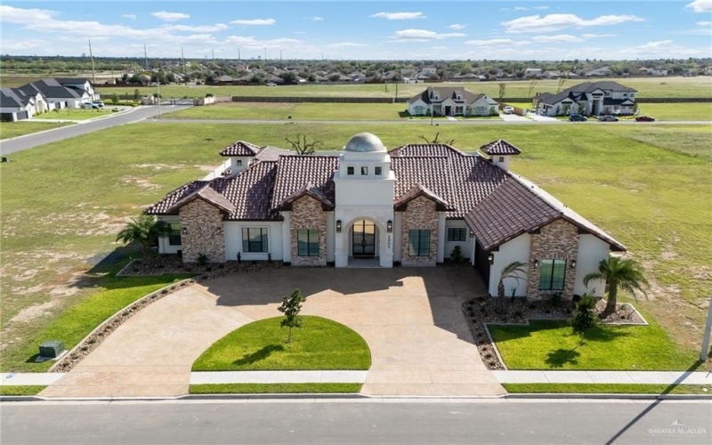 2905 Wesleyan Avenue, McAllen, TX 78504, 4 Bedrooms Bedrooms, ,5 BathroomsBathrooms,Residential,For Sale,2905 Wesleyan Avenue,0,483155