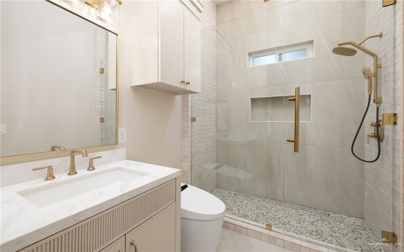 2905 Wesleyan Avenue, McAllen, TX 78504, 4 Bedrooms Bedrooms, ,5 BathroomsBathrooms,Residential,For Sale,2905 Wesleyan Avenue,0,483155