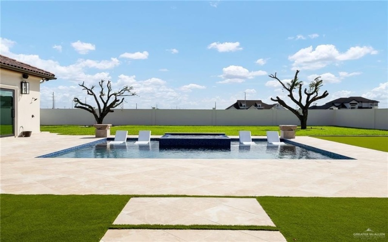 2905 Wesleyan Avenue, McAllen, TX 78504, 4 Bedrooms Bedrooms, ,5 BathroomsBathrooms,Residential,For Sale,2905 Wesleyan Avenue,0,483155