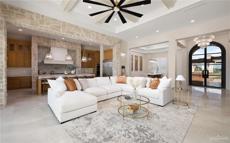 2905 Wesleyan Avenue, McAllen, TX 78504, 4 Bedrooms Bedrooms, ,5 BathroomsBathrooms,Residential,For Sale,2905 Wesleyan Avenue,0,483155