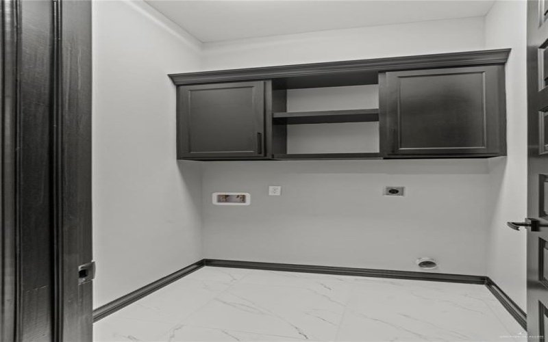 5904 Orick Hill Street, Edinburg, TX 78539, 5 Habitaciones Habitaciones , ,3 BañosBaños,Residential,En Venta,5904 Orick Hill Street,0,483214