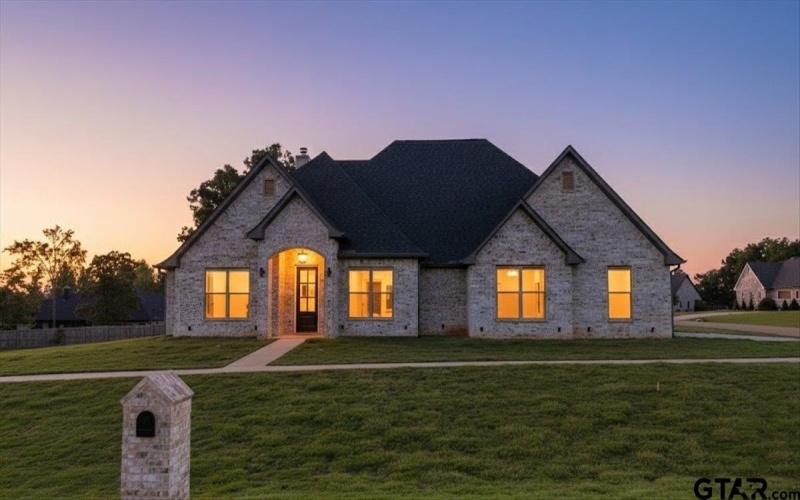 12263 Oak Grove Dr, Tyler, TX 75706, 4 Habitaciones Habitaciones , ,2 BañosBaños,Residential,En Venta,12263 Oak Grove Dr,0,25015188