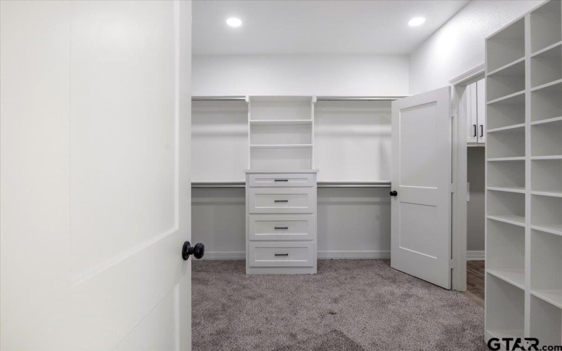 12263 Oak Grove Dr, Tyler, TX 75706, 4 Habitaciones Habitaciones , ,2 BañosBaños,Residential,En Venta,12263 Oak Grove Dr,0,25015188