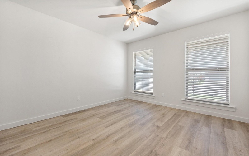 10506 Beaufort Avenue, Lubbock, TX 79424, 3 Bedrooms Bedrooms, ,2 BathroomsBathrooms,Residential,For Sale,10506 Beaufort Avenue,0,202561699