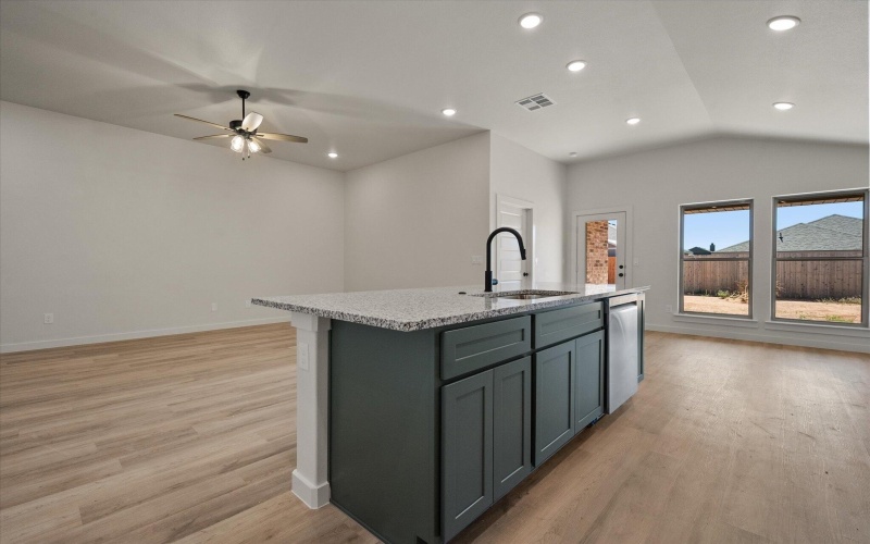 707 E 30th Street, Wolfforth, TX 79382, 3 Bedrooms Bedrooms, ,2 BathroomsBathrooms,Residential,For Sale,707 E 30th Street,0,202561700