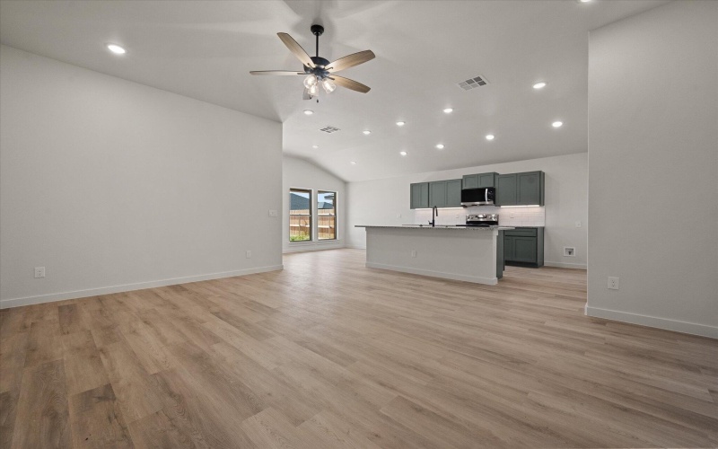 707 E 30th Street, Wolfforth, TX 79382, 3 Bedrooms Bedrooms, ,2 BathroomsBathrooms,Residential,For Sale,707 E 30th Street,0,202561700
