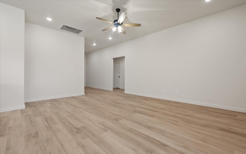 707 E 30th Street, Wolfforth, TX 79382, 3 Bedrooms Bedrooms, ,2 BathroomsBathrooms,Residential,For Sale,707 E 30th Street,0,202561700