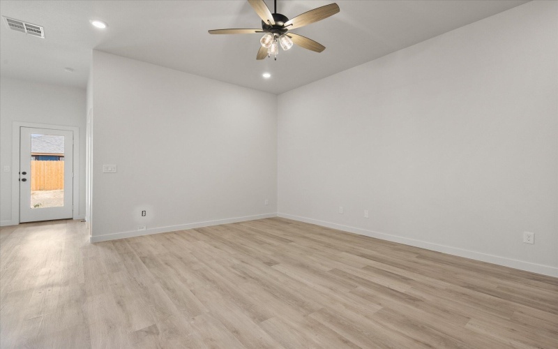 2404 Abbeville Avenue, Wolfforth, TX 79382, 3 Habitaciones Habitaciones , ,2 BañosBaños,Residential,En Venta,2404 Abbeville Avenue,0,202561705