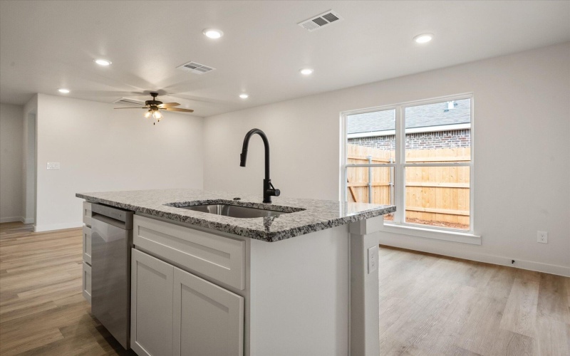 6305 Volney Avenue, Lubbock, TX 79407, 3 Bedrooms Bedrooms, ,2 BathroomsBathrooms,Residential,For Sale,6305 Volney Avenue,0,202561708