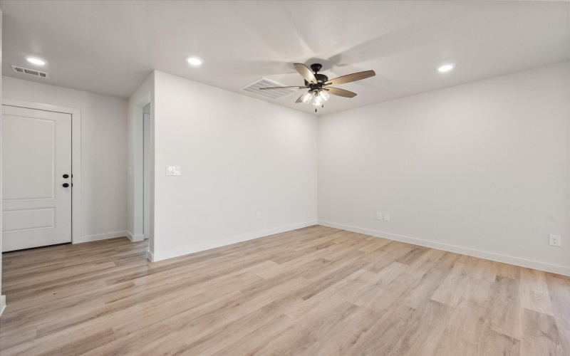 6305 Volney Avenue, Lubbock, TX 79407, 3 Bedrooms Bedrooms, ,2 BathroomsBathrooms,Residential,For Sale,6305 Volney Avenue,0,202561708