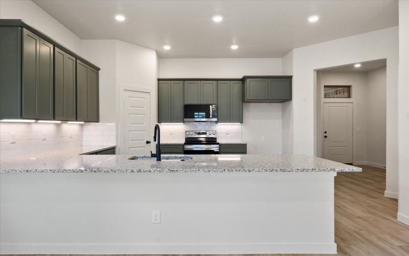 313 E 24th Street, Wolfforth, TX 79382, 3 Bedrooms Bedrooms, ,2 BathroomsBathrooms,Residential,For Sale,313 E 24th Street,0,202561710