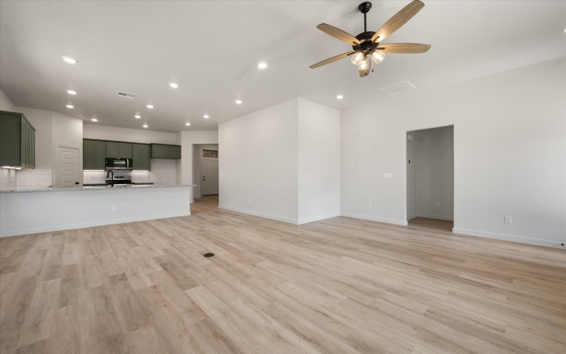 313 E 24th Street, Wolfforth, TX 79382, 3 Bedrooms Bedrooms, ,2 BathroomsBathrooms,Residential,For Sale,313 E 24th Street,0,202561710