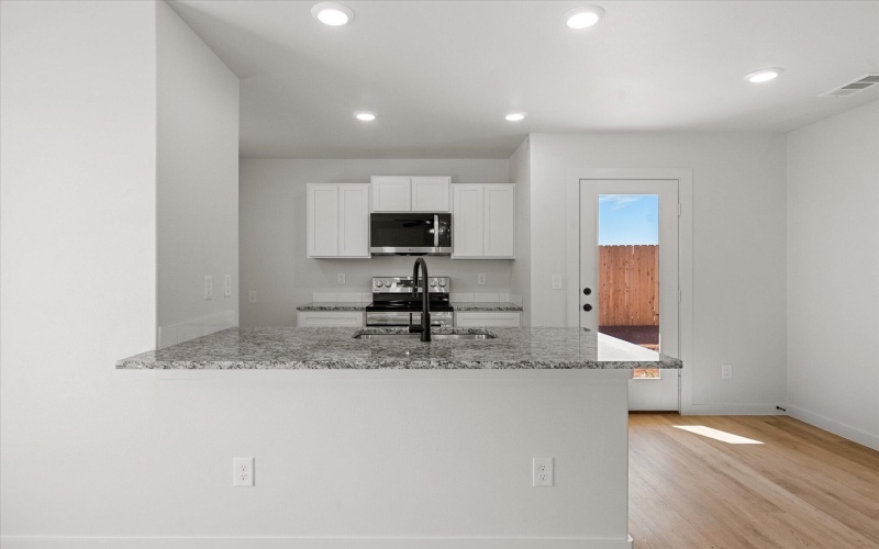 517 E 23rd Street, Wolfforth, TX 79382, 2 Bedrooms Bedrooms, ,2 BathroomsBathrooms,Residential,For Sale,517 E 23rd Street,0,202561718