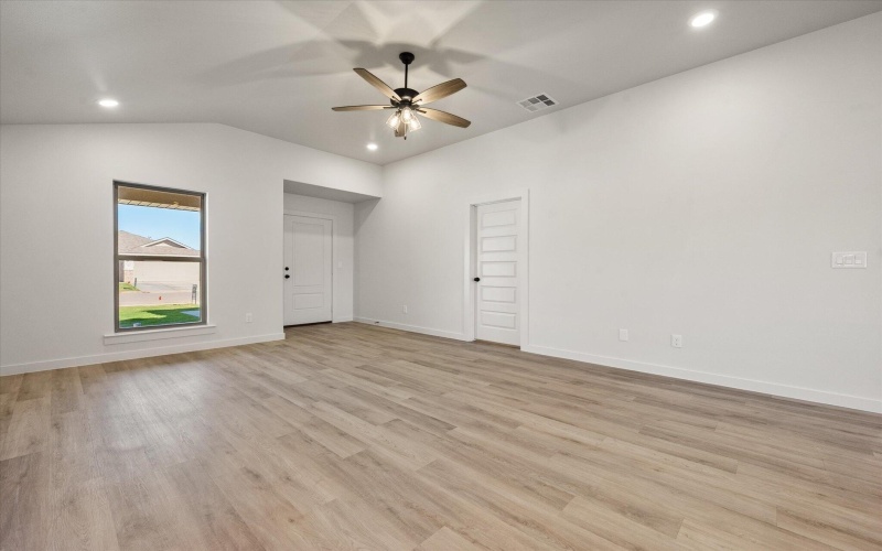 3019 139th Street, Lubbock, TX 79423, 3 Bedrooms Bedrooms, ,2 BathroomsBathrooms,Residential,For Sale,3019 139th Street,0,202561723