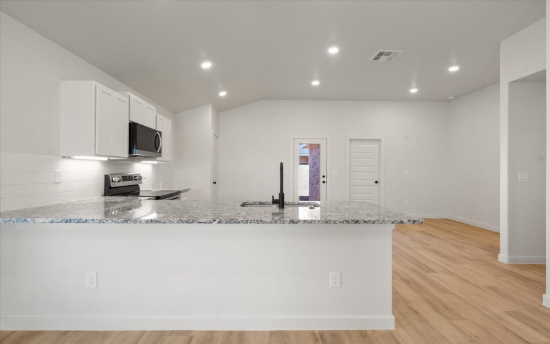 3020 139th Street, Lubbock, TX 79423, 3 Bedrooms Bedrooms, ,2 BathroomsBathrooms,Residential,For Sale,3020 139th Street,0,202561724