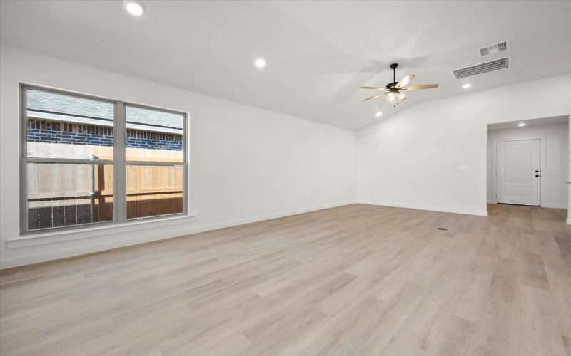 3005 140th Street, Lubbock, TX 79423, 4 Habitaciones Habitaciones , ,2 BañosBaños,Residential,En Venta,3005 140th Street,0,202561727