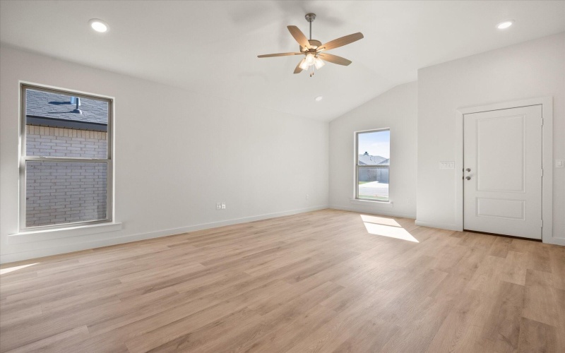 3008 140th Street, Lubbock, TX 79423, 3 Habitaciones Habitaciones , ,2 BañosBaños,Residential,En Venta,3008 140th Street,0,202561729