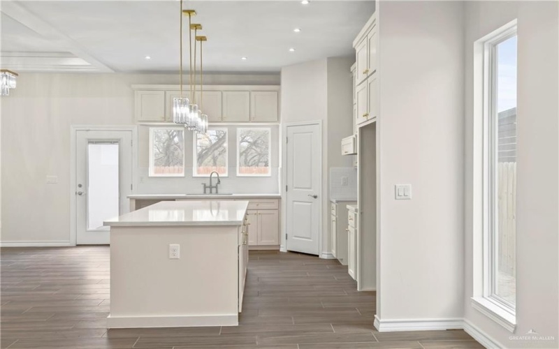 4312 Xenops Avenue, McAllen, TX 78503, 4 Bedrooms Bedrooms, ,2 BathroomsBathrooms,Residential,For Sale,4312 Xenops Avenue,457282