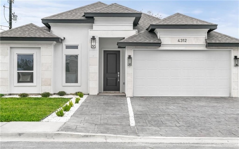 4312 Xenops Avenue, McAllen, TX 78503, 4 Bedrooms Bedrooms, ,2 BathroomsBathrooms,Residential,For Sale,4312 Xenops Avenue,457282