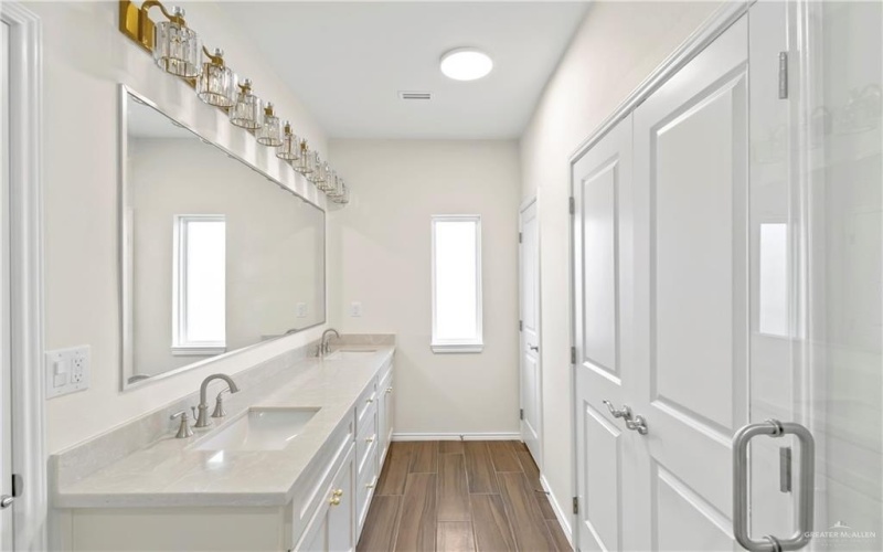 4312 Xenops Avenue, McAllen, TX 78503, 4 Bedrooms Bedrooms, ,2 BathroomsBathrooms,Residential,For Sale,4312 Xenops Avenue,457282
