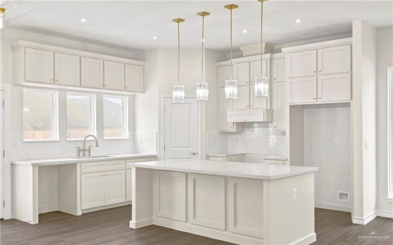 4312 Xenops Avenue, McAllen, TX 78503, 4 Bedrooms Bedrooms, ,2 BathroomsBathrooms,Residential,For Sale,4312 Xenops Avenue,457282