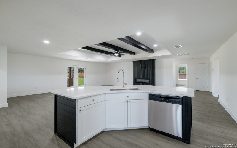 1020 County Road 4516, Castroville, TX 78009, 4 Bedrooms Bedrooms, ,2 BathroomsBathrooms,Residential,For Sale,1020 County Road 4516,0,1878689