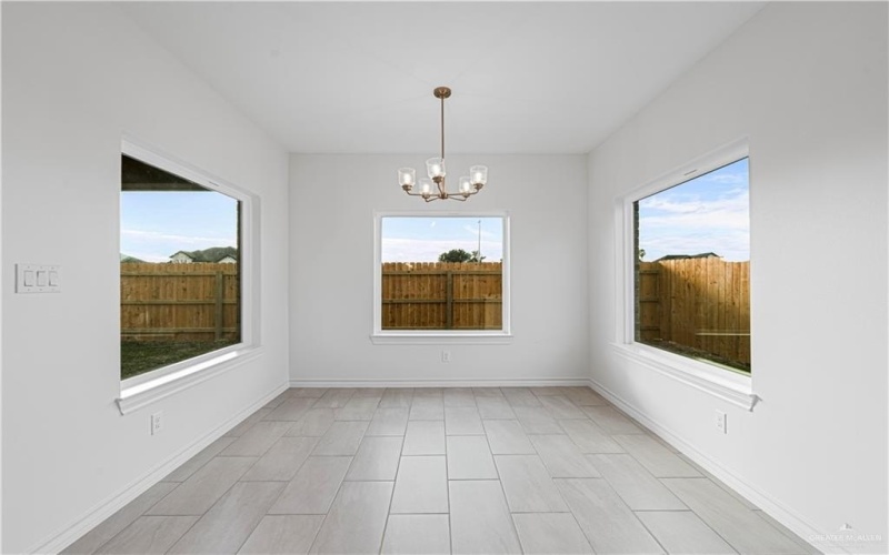 3901 Crimson Avenue, Mission, TX 78574, 3 Habitaciones Habitaciones , ,2 BañosBaños,Residential,En Venta,3901 Crimson Avenue,457479