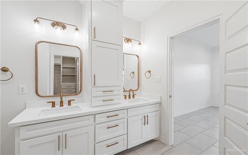 3901 Crimson Avenue, Mission, TX 78574, 3 Habitaciones Habitaciones , ,2 BañosBaños,Residential,En Venta,3901 Crimson Avenue,457479