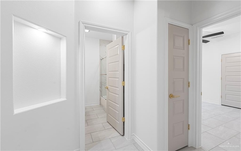 3901 Crimson Avenue, Mission, TX 78574, 3 Bedrooms Bedrooms, ,2 BathroomsBathrooms,Residential,For Sale,3901 Crimson Avenue,0,457479