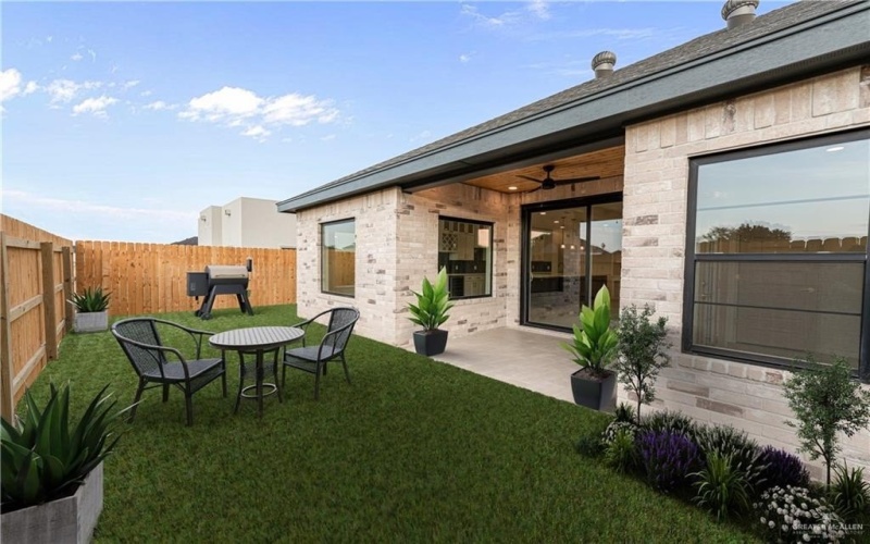 3901 Crimson Avenue, Mission, TX 78574, 3 Bedrooms Bedrooms, ,2 BathroomsBathrooms,Residential,For Sale,3901 Crimson Avenue,0,457479