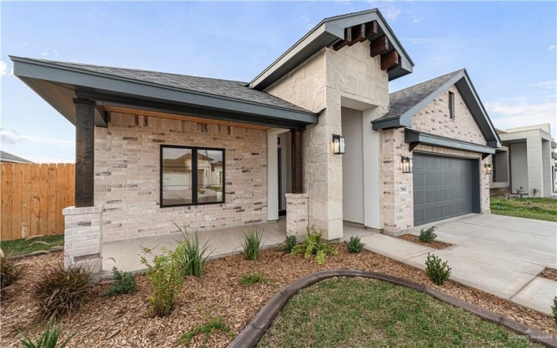 3901 Crimson Avenue, Mission, TX 78574, 3 Habitaciones Habitaciones , ,2 BañosBaños,Residential,En Venta,3901 Crimson Avenue,457479