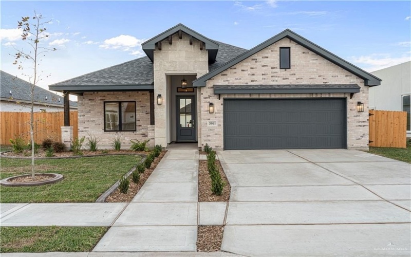 3901 Crimson Avenue, Mission, TX 78574, 3 Habitaciones Habitaciones , ,2 BañosBaños,Residential,En Venta,3901 Crimson Avenue,457479
