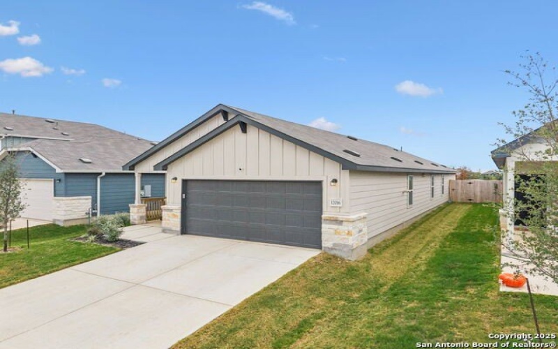 12016 moo cow, San Antonio, TX 78254, 4 Bedrooms Bedrooms, ,2 BathroomsBathrooms,Residential,For Sale,12016 moo cow,0,1915173