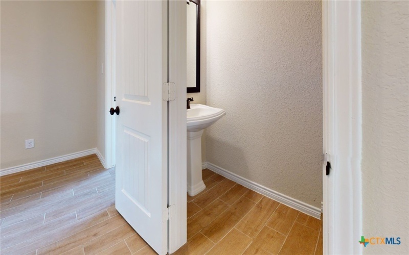 15090 Planeview Drive, Salado, TX 76571, 5 Bedrooms Bedrooms, ,3 BathroomsBathrooms,Residential,For Sale,15090 Planeview Drive,0,586018