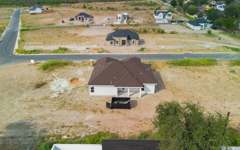 742 Encinal Dr, Eagle Pass, TX 78852, 3 Habitaciones Habitaciones , ,2 BañosBaños,Residential,En Venta,742 Encinal Dr,0,81744