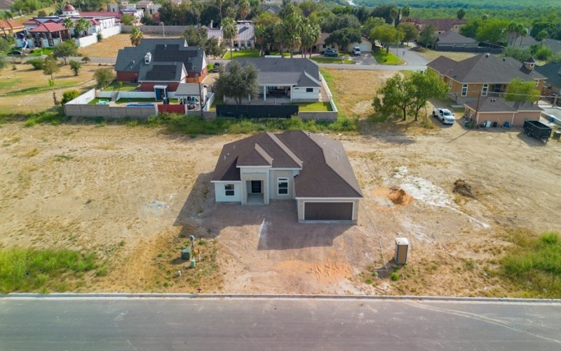 742 Encinal Dr, Eagle Pass, TX 78852, 3 Habitaciones Habitaciones , ,2 BañosBaños,Residential,En Venta,742 Encinal Dr,0,81744