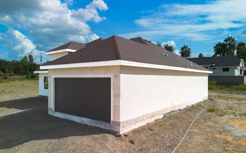 742 Encinal Dr, Eagle Pass, TX 78852, 3 Habitaciones Habitaciones , ,2 BañosBaños,Residential,En Venta,742 Encinal Dr,0,81744