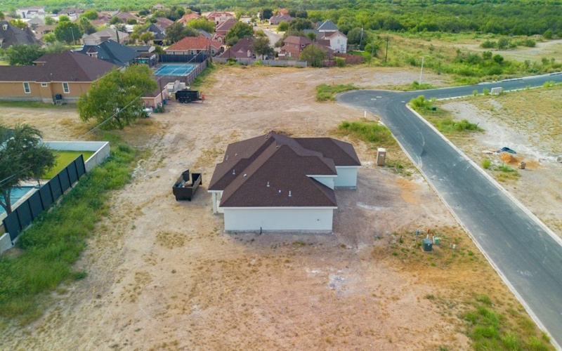 742 Encinal Dr, Eagle Pass, TX 78852, 3 Habitaciones Habitaciones , ,2 BañosBaños,Residential,En Venta,742 Encinal Dr,0,81744