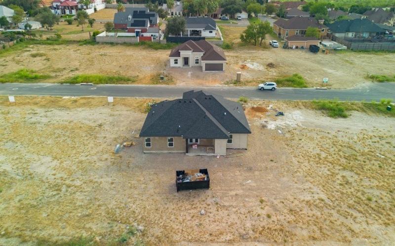 743 Encinal Dr, Eagle Pass, TX 78852, 3 Habitaciones Habitaciones , ,2 BañosBaños,Residential,En Venta,743 Encinal Dr,0,81745