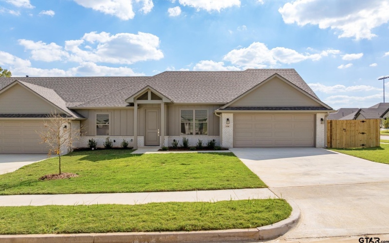 3198 Dogwood Park Court, Tyler, TX 75707, 3 Habitaciones Habitaciones , ,2 BañosBaños,Residential,En Venta,3198 Dogwood Park Court,0,25015223