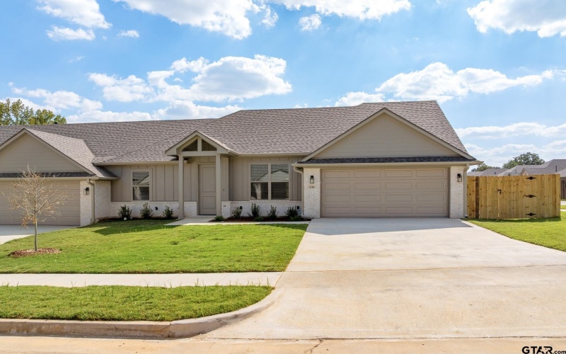 3198 Dogwood Park Court, Tyler, TX 75707, 3 Habitaciones Habitaciones , ,2 BañosBaños,Residential,En Venta,3198 Dogwood Park Court,0,25015223