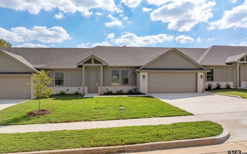 3194 Dogwood Park Court, Tyler, TX 75707, 3 Habitaciones Habitaciones , ,2 BañosBaños,Residential,En Venta,3194 Dogwood Park Court,0,25015224