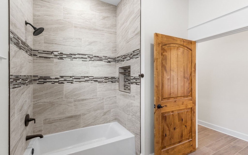 207 Southway Dr, Kerrville, TX 78028, 4 Bedrooms Bedrooms, ,2 BathroomsBathrooms,Residential,For Sale,207 Southway Dr,0,120581