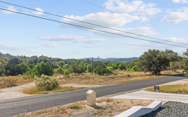 207 Southway Dr, Kerrville, TX 78028, 4 Bedrooms Bedrooms, ,2 BathroomsBathrooms,Residential,For Sale,207 Southway Dr,0,120581