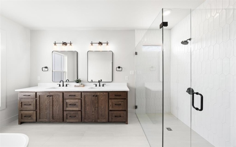 6340 Water Supply Road, Temple, TX 76502, 4 Habitaciones Habitaciones , ,3 BañosBaños,Residential,En Venta,6340 Water Supply Road,0,21025843