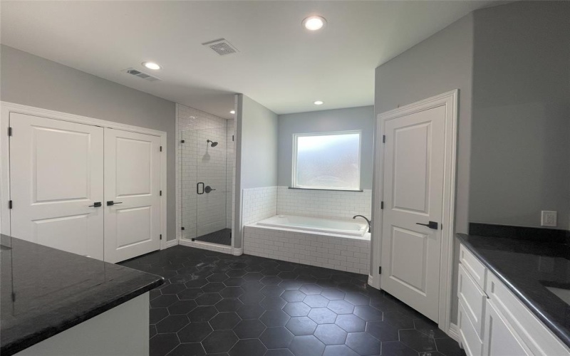 702 Georgia, Collinsville, TX 76233, 4 Habitaciones Habitaciones , ,3 BañosBaños,Residential,En Venta,702 Georgia,0,21084940