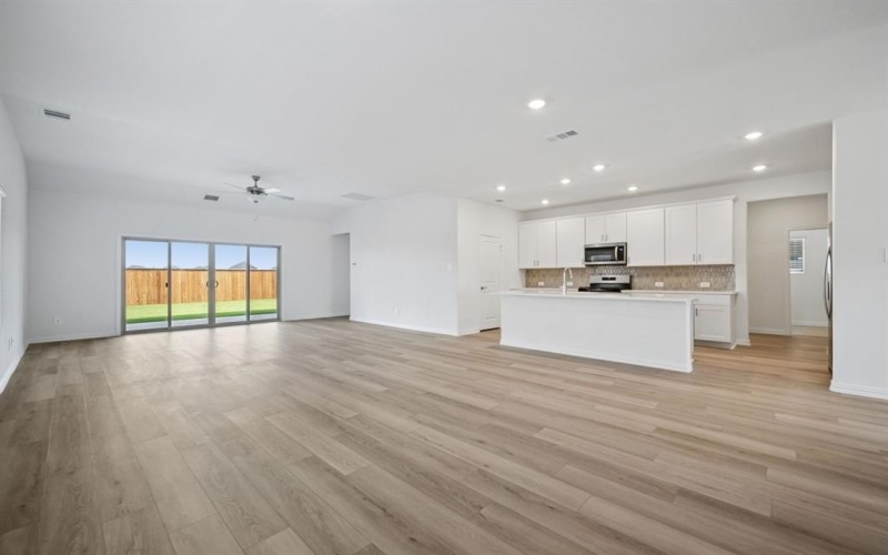 816 Edgehurst Drive, Princeton, TX 75071, 4 Bedrooms Bedrooms, ,3 BathroomsBathrooms,Residential,For Sale,816 Edgehurst Drive,0,21085138