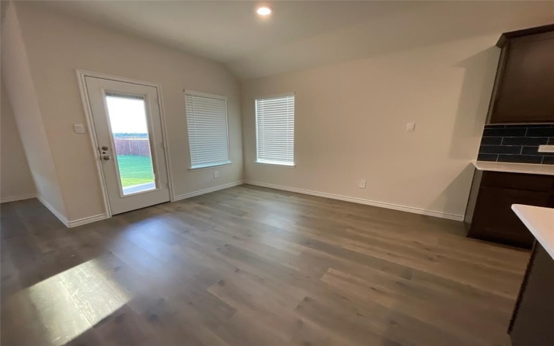 655 Divine Gardens Street, Lavon, TX 75166, 4 Habitaciones Habitaciones , ,2 BañosBaños,Residential,En Venta,655 Divine Gardens Street,0,21085169