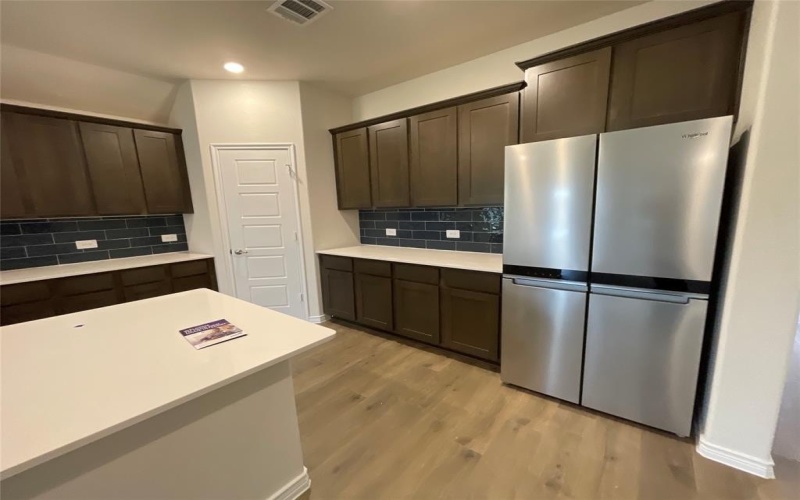 655 Divine Gardens Street, Lavon, TX 75166, 4 Habitaciones Habitaciones , ,2 BañosBaños,Residential,En Venta,655 Divine Gardens Street,0,21085169