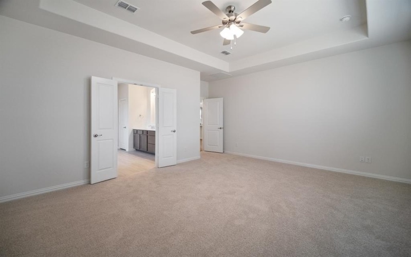 129 HERITAGE HILL Drive, Forney, TX 75126, 4 Bedrooms Bedrooms, ,3 BathroomsBathrooms,Residential,For Sale,129 HERITAGE HILL Drive,0,21085252